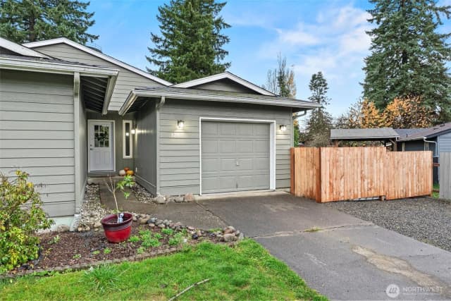 Property photo for 324 Cedar Court, Winlock photo 4