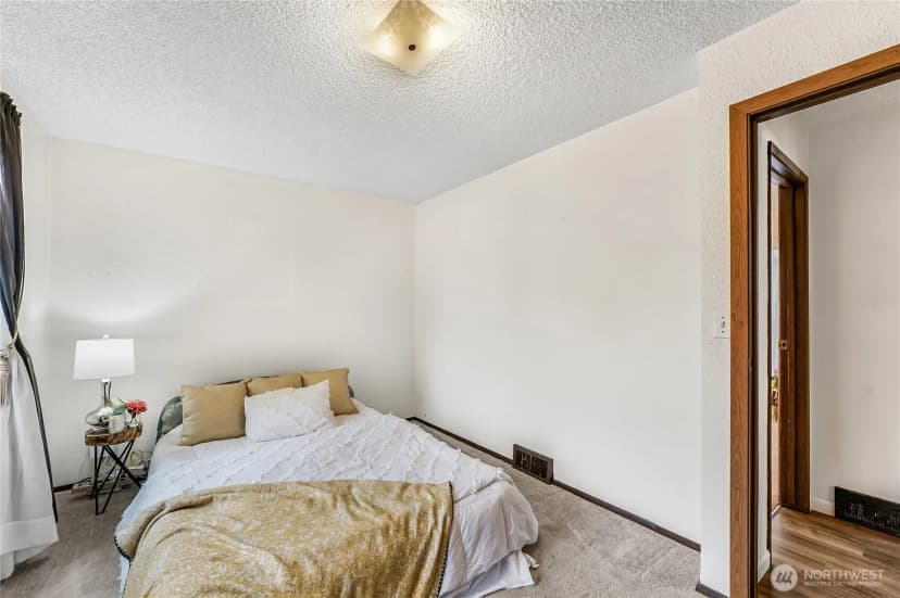 Property photo for 12642 74th Ave S, Seattle photo 10