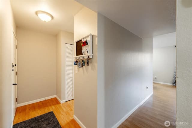 Property photo for 323 75th Street Se #a-14, Everett photo 5