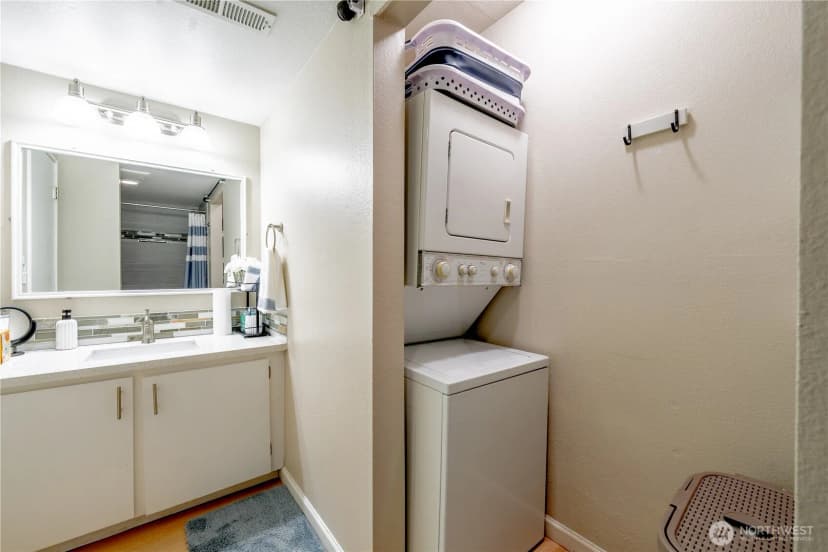 Property photo for 323 75th Street Se #a-14, Everett photo 27