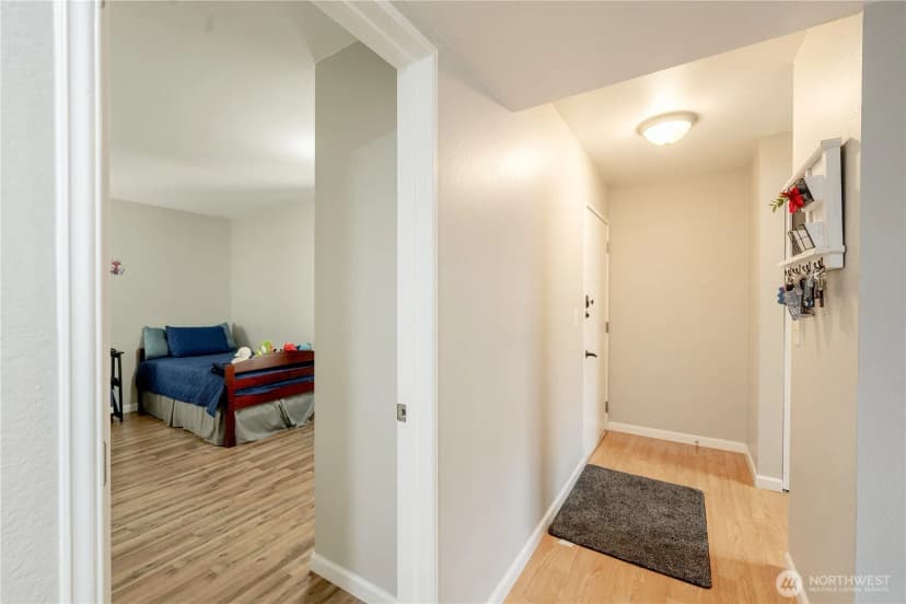 Property photo for 323 75th Street Se #a-14, Everett photo 6