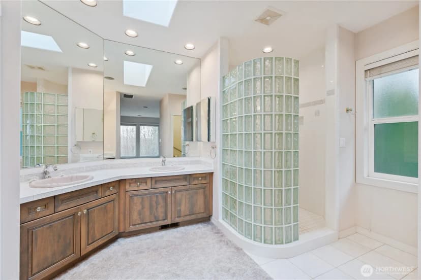 Property photo for 229 Sunset Drive, Longview photo 18