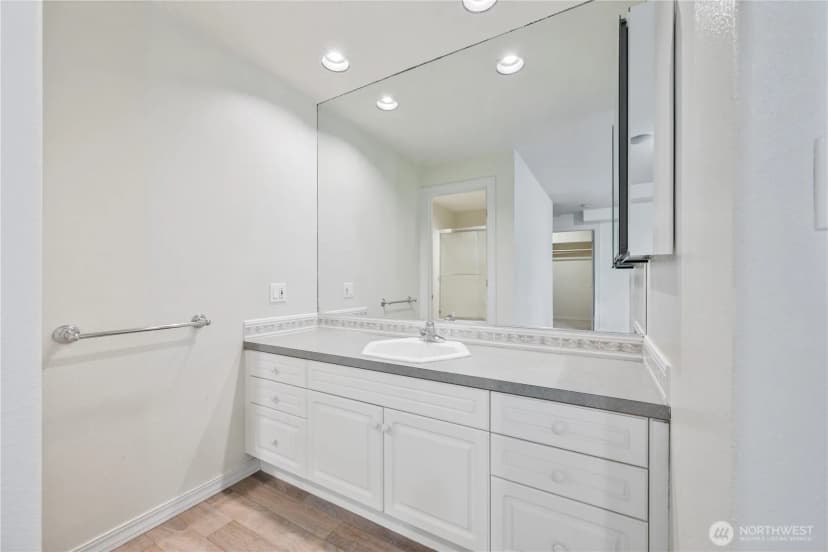 Property photo for 229 Sunset Drive, Longview photo 24