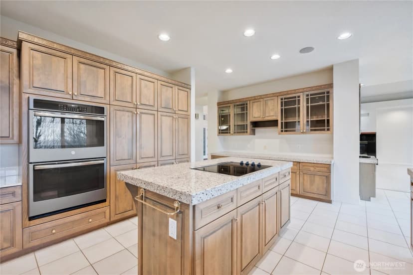 Property photo for 229 Sunset Drive, Longview photo 11