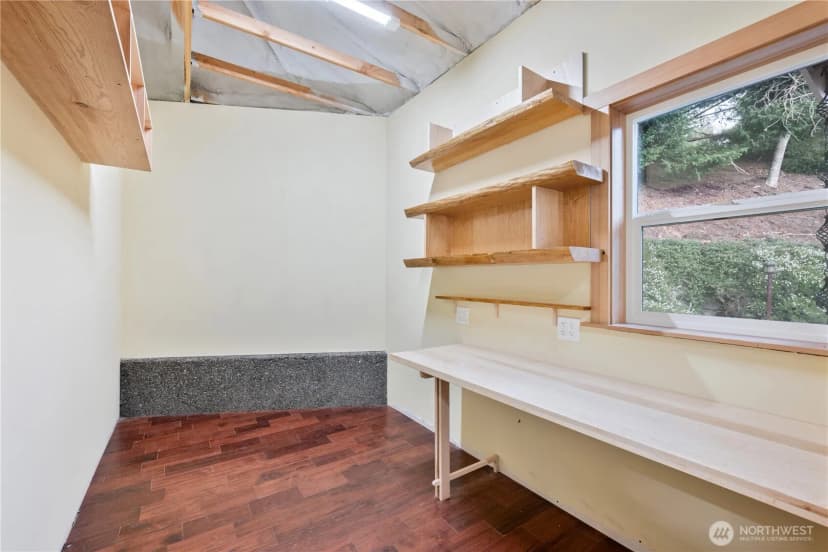 Property photo for 229 Sunset Drive, Longview photo 37