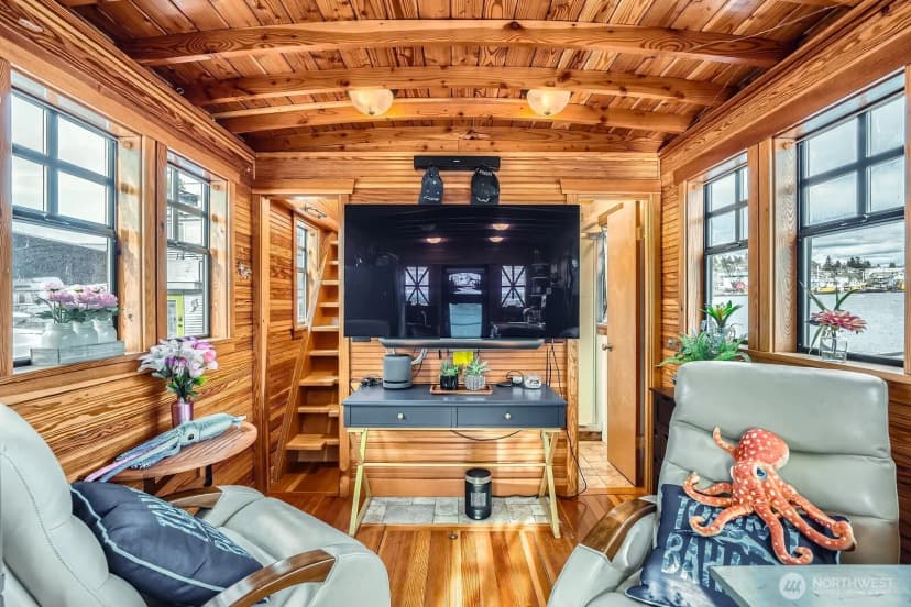 Property photo for 1080 W Ewing Street #e-2, Seattle photo 7