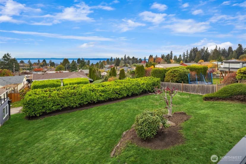 Property photo for 12711 9th Avenue Nw, Seattle photo 17