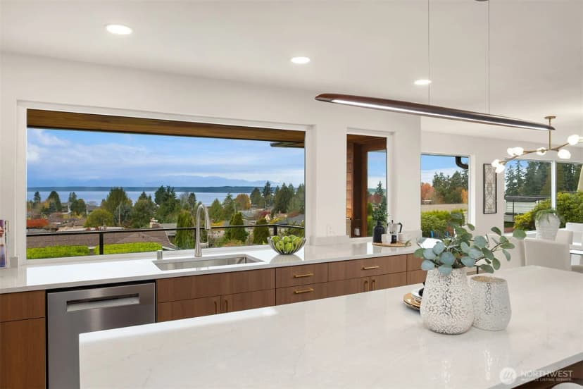 Property photo for 12711 9th Avenue Nw, Seattle photo 11