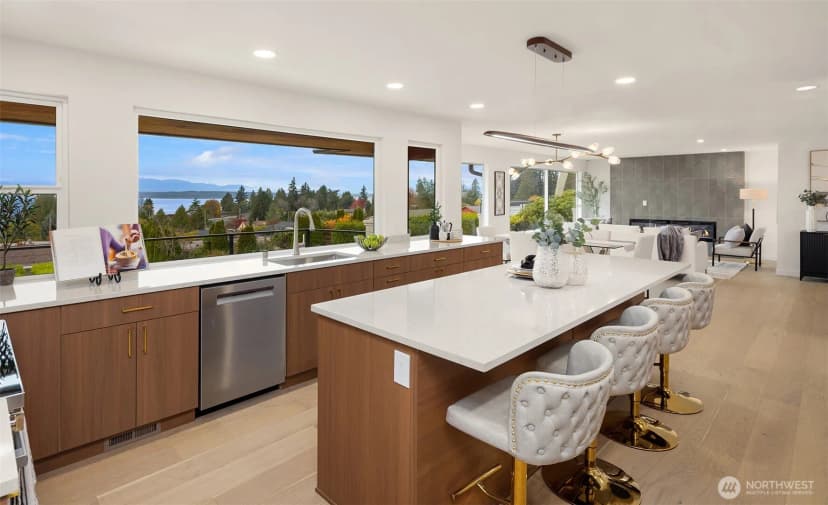 Property photo for 12711 9th Avenue Nw, Seattle photo 15