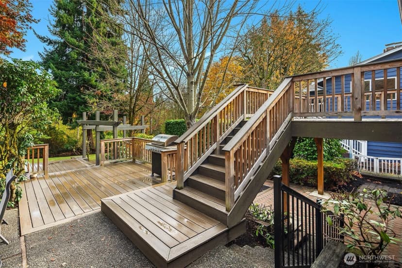 Property photo for 1718 128th Avenue Se, Bellevue photo 29