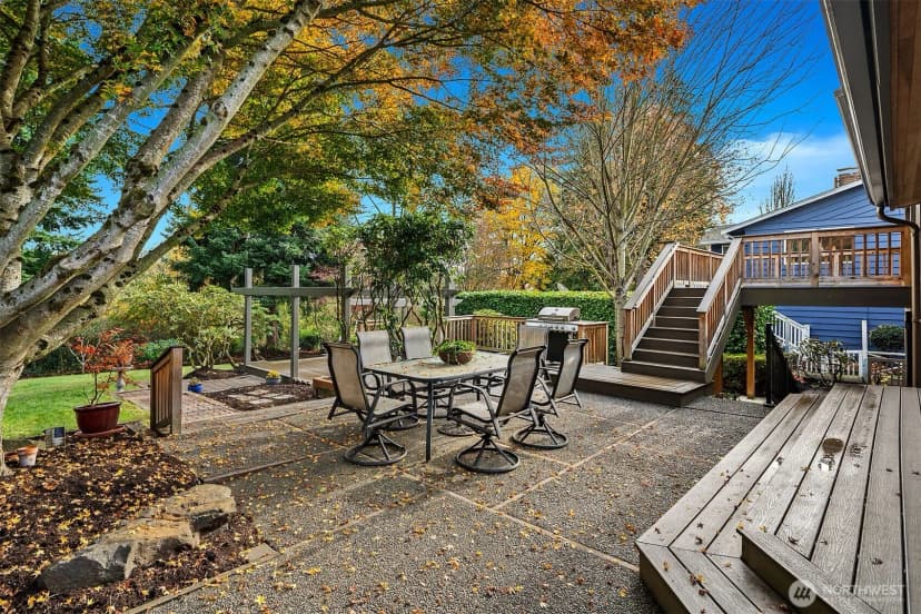 Property photo for 1718 128th Avenue Se, Bellevue photo 27