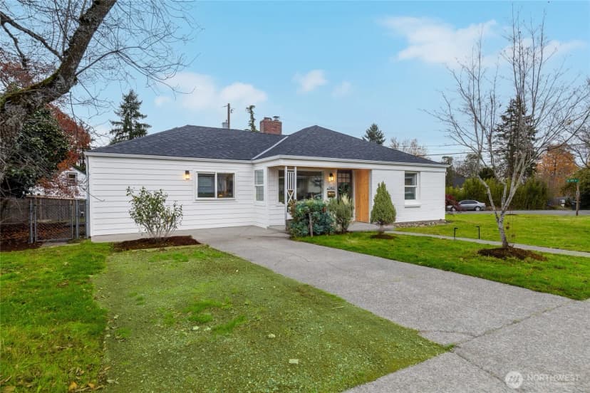 Property photo for 2460 S 121 Street, Burien photo 24