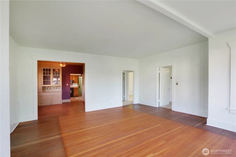 Property photo for 402 E Washington Street, Mount Vernon photo 12