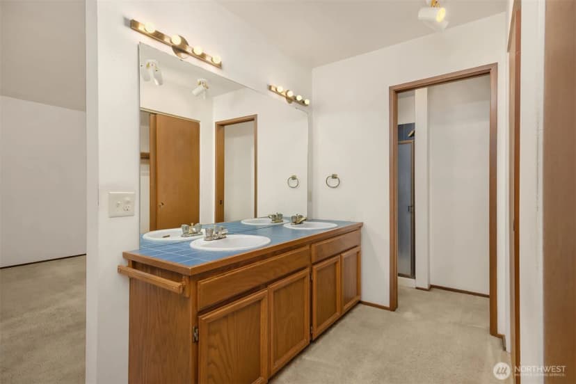 Property photo for 7131 Ne Bay Hill Road, Bainbridge Island photo 13
