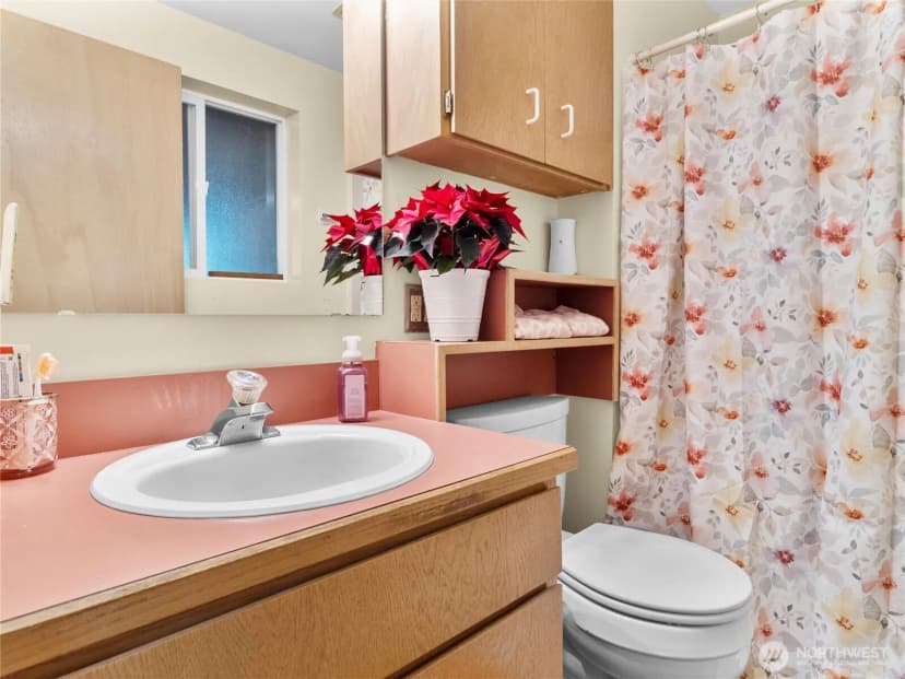 Property photo for 302 1st Avenue E, Pacific photo 19