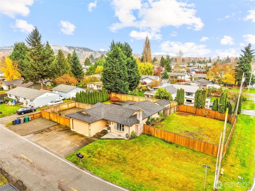 Property photo for 302 1st Avenue E, Pacific photo 38