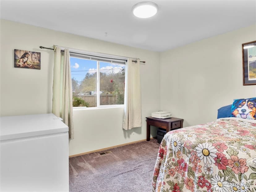 Property photo for 302 1st Avenue E, Pacific photo 22