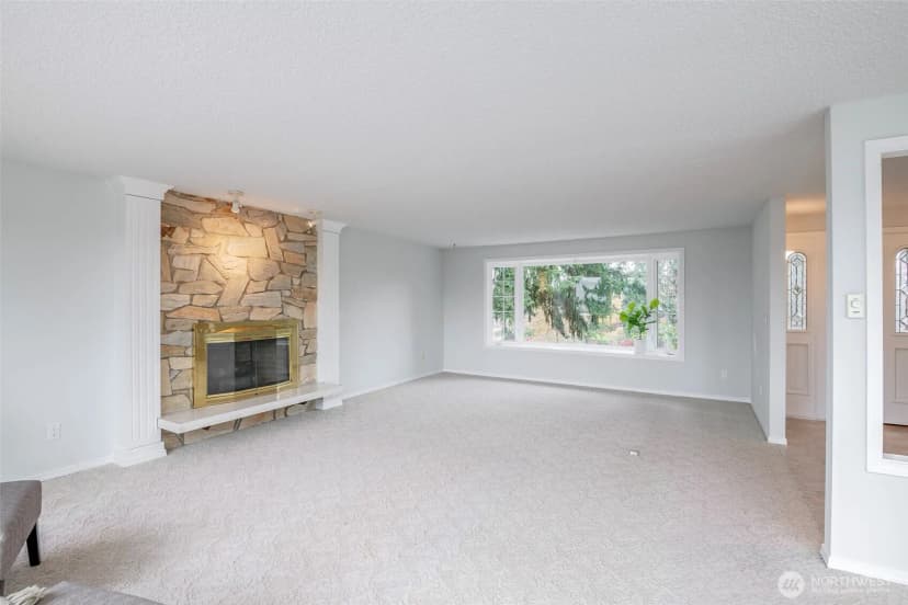 Property photo for 1517 126th Avenue E, Edgewood photo 8