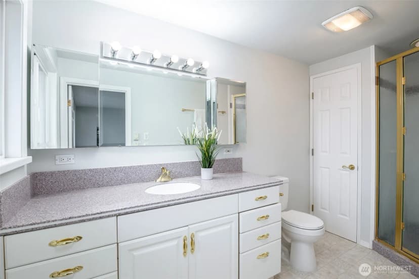 Property photo for 1517 126th Avenue E, Edgewood photo 31