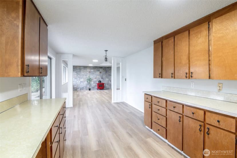 Property photo for 1517 126th Avenue E, Edgewood photo 27