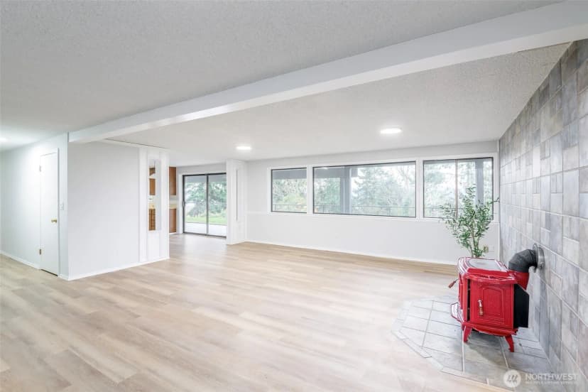 Property photo for 1517 126th Avenue E, Edgewood photo 21
