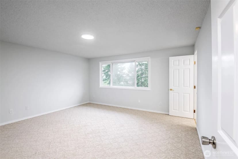 Property photo for 1517 126th Avenue E, Edgewood photo 29
