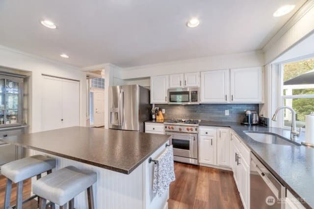 Property photo for 1714 119th Street Ct Nw, Gig Harbor photo 2