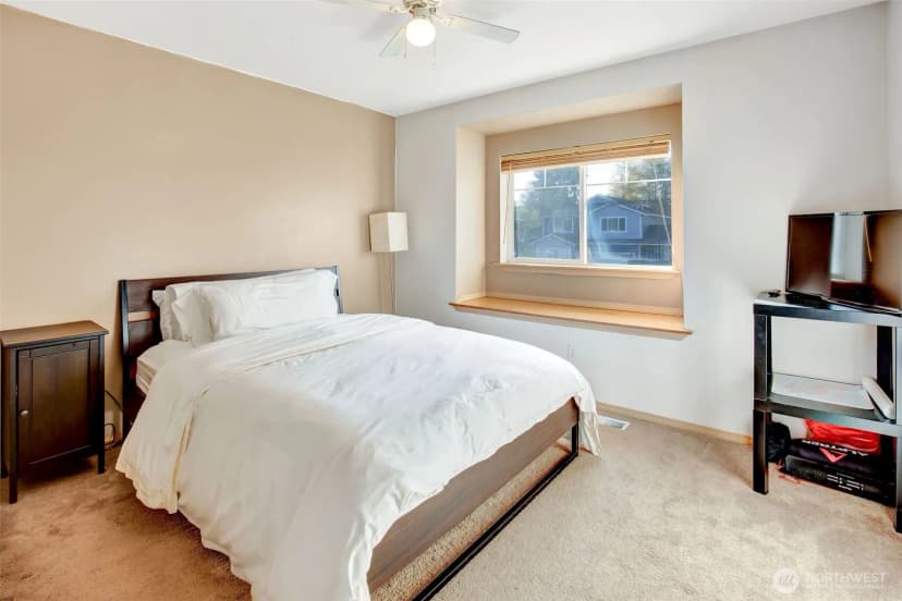 Property photo for 12001 8th Avenue W #b, Everett photo 16
