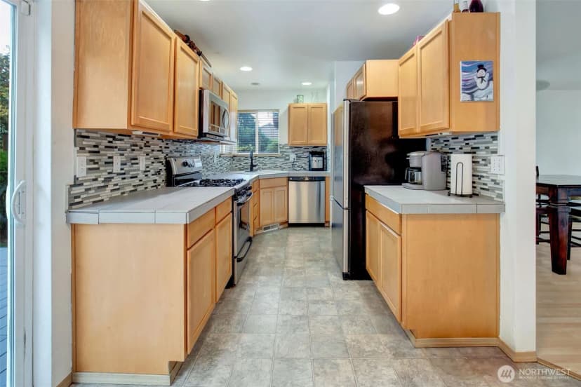 Property photo for 12001 8th Avenue W #b, Everett photo 6