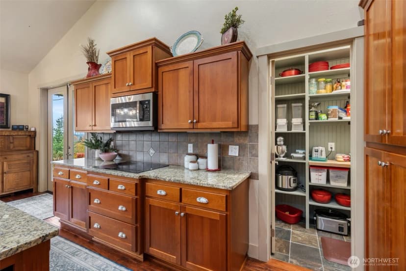 Property photo for 195 Budgett Lane, Chehalis photo 15