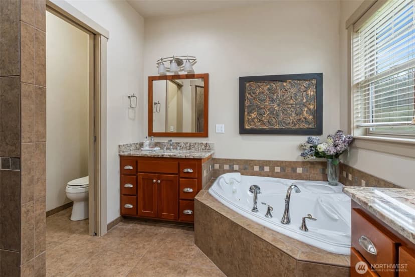 Property photo for 195 Budgett Lane, Chehalis photo 21