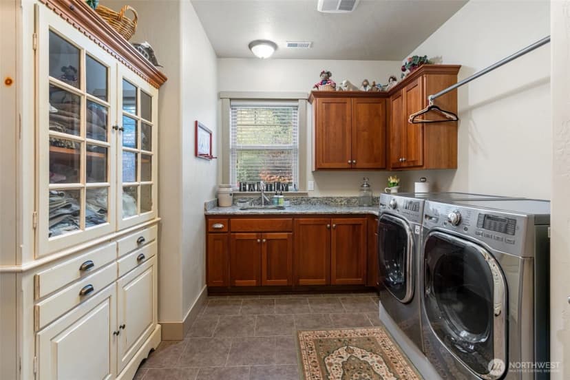 Property photo for 195 Budgett Lane, Chehalis photo 23