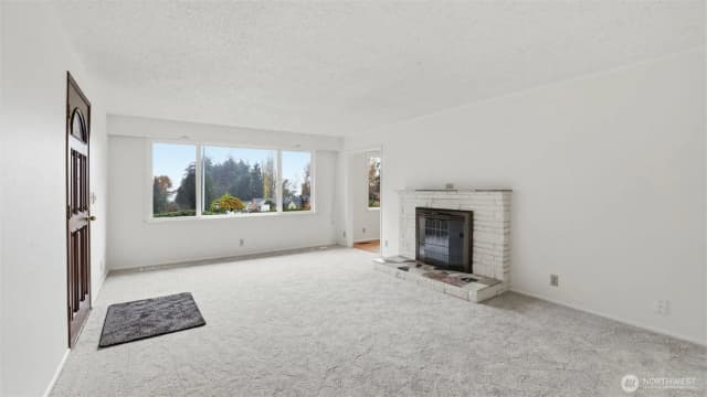 Property photo for 4521 S 160th Place, Tukwila photo 3