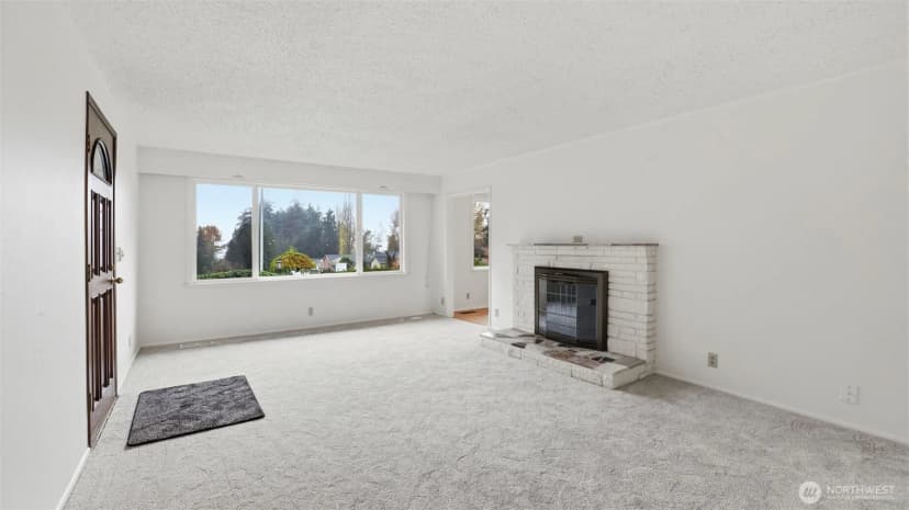 Property photo for 4521 S 160th Place, Tukwila photo 3