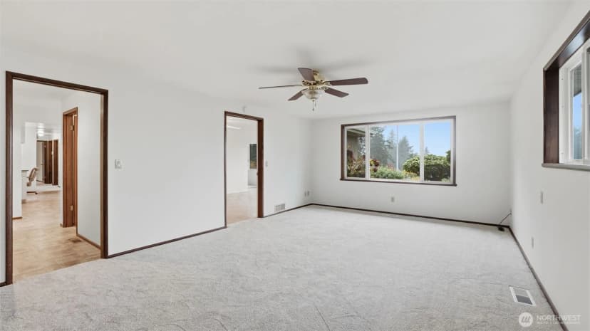 Property photo for 4521 S 160th Place, Tukwila photo 6