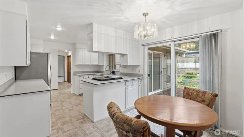 Property photo for 4521 S 160th Place, Tukwila photo 12