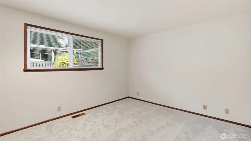Property photo for 4521 S 160th Place, Tukwila photo 16