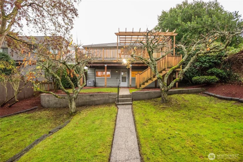 Property photo for 3447 12th Avenue W, Seattle photo 36