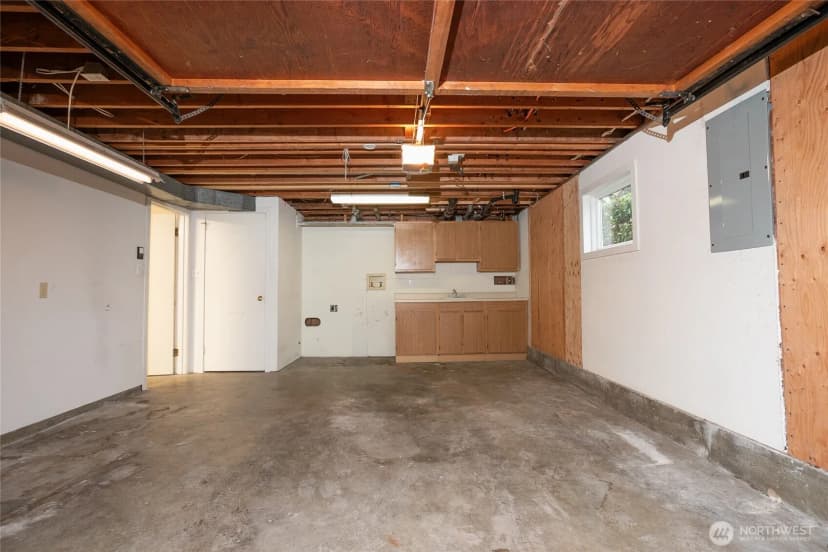 Property photo for 3447 12th Avenue W, Seattle photo 28
