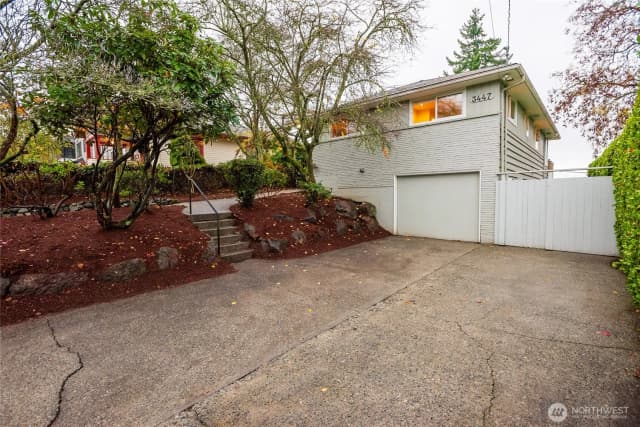 Property photo for 3447 12th Avenue W, Seattle photo 2