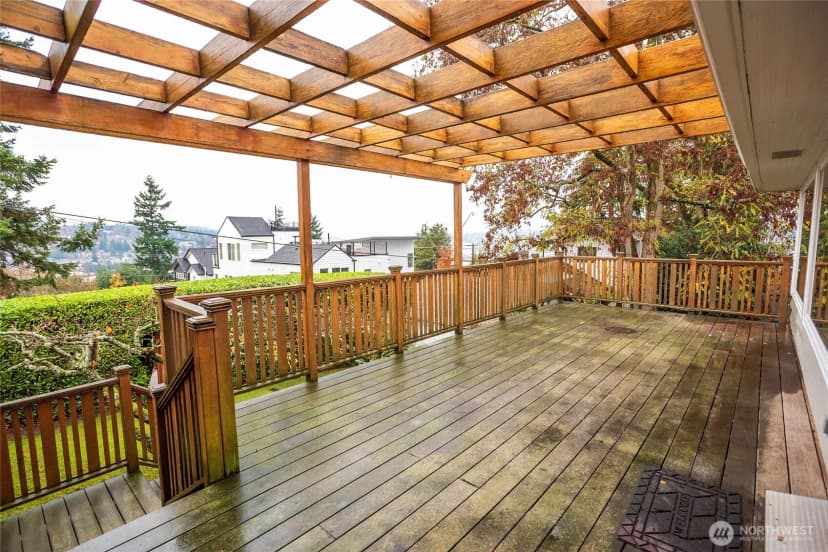 Property photo for 3447 12th Avenue W, Seattle photo 32