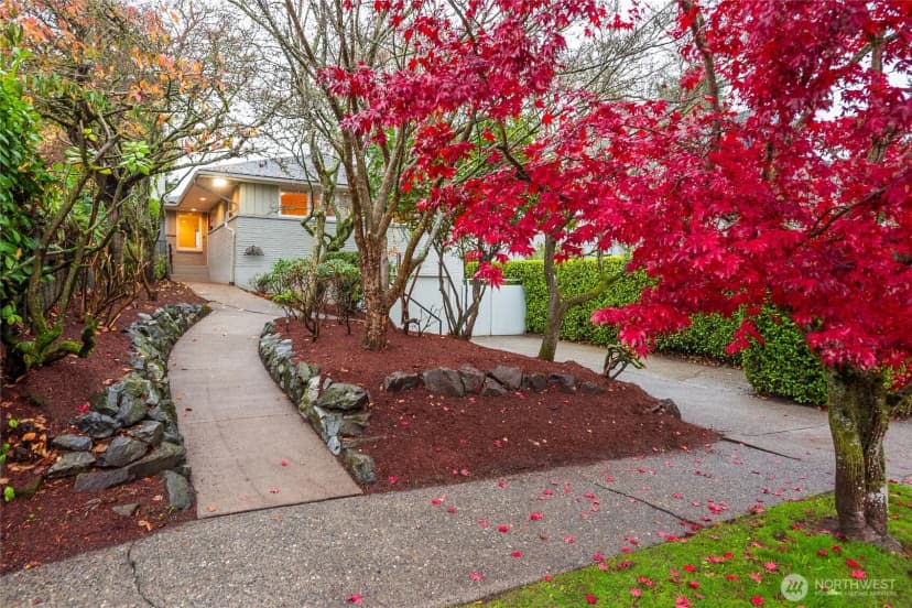 Property photo for 3447 12th Avenue W, Seattle photo 3