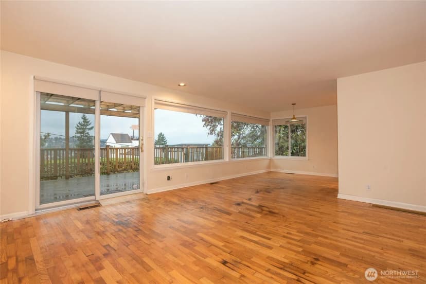 Property photo for 3447 12th Avenue W, Seattle photo 6
