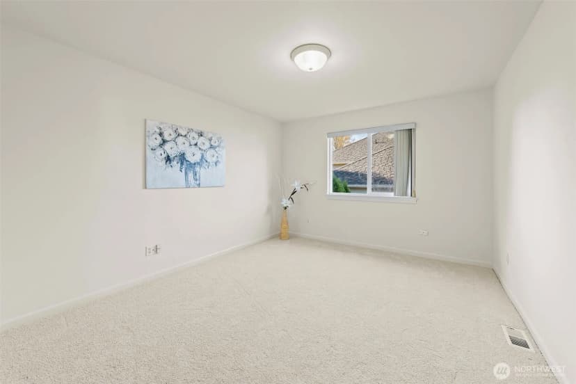 Property photo for 451 150th Place Ne, Bellevue photo 22
