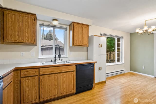 Property photo for 6508 66th Dr Ne, Marysville photo 4