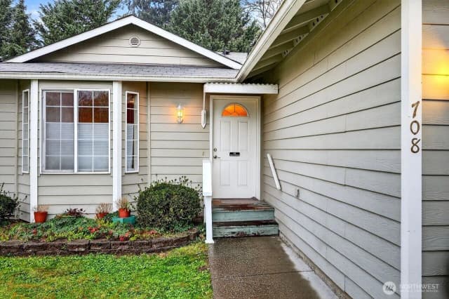 Property photo for 708 Marquette Avenue, Snohomish photo 2