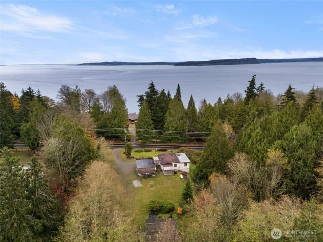 Property photo for 6091 Ne Twin Spits Road, Hansville