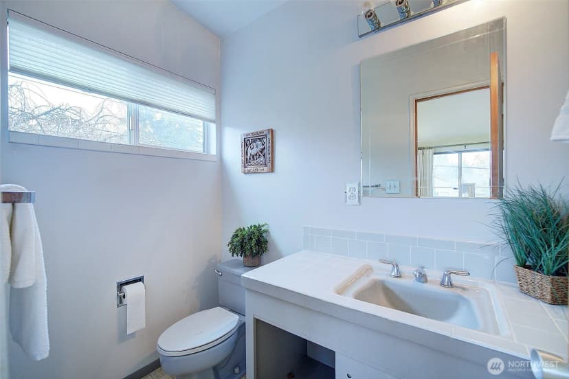 Property photo for 8501 42nd Street W, University Place photo 23