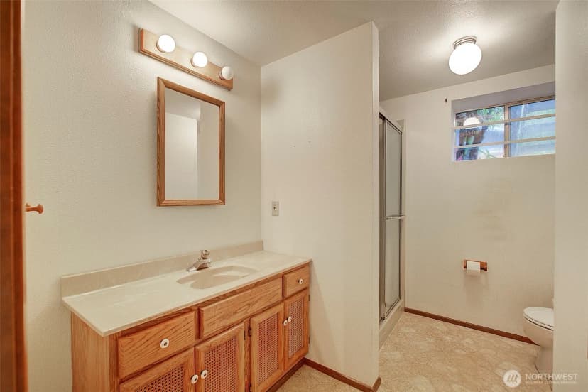 Property photo for 8501 42nd Street W, University Place photo 35