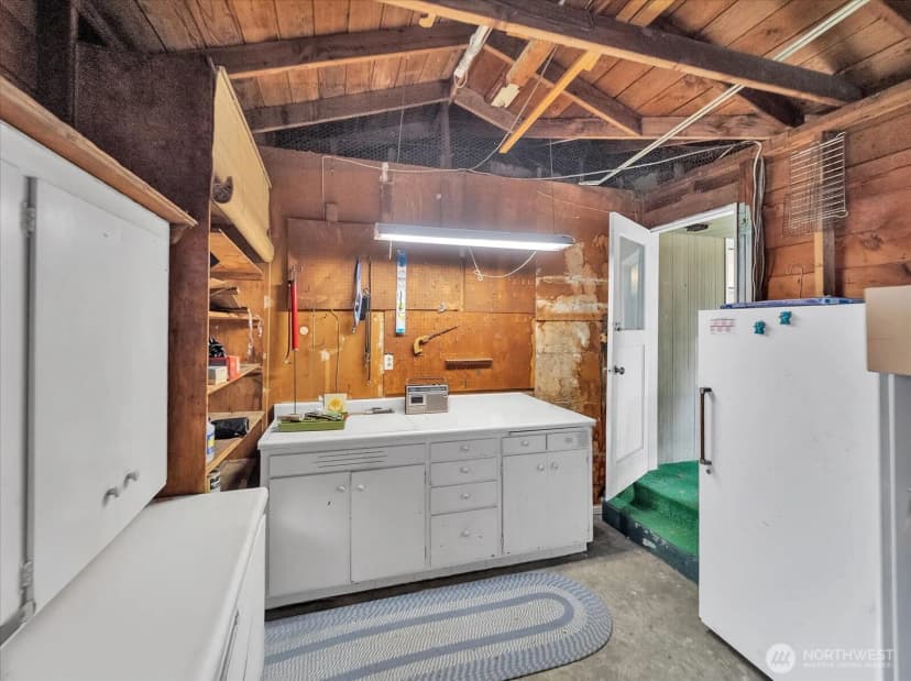 Property photo for 7723 Cascade Drive, Everett photo 22
